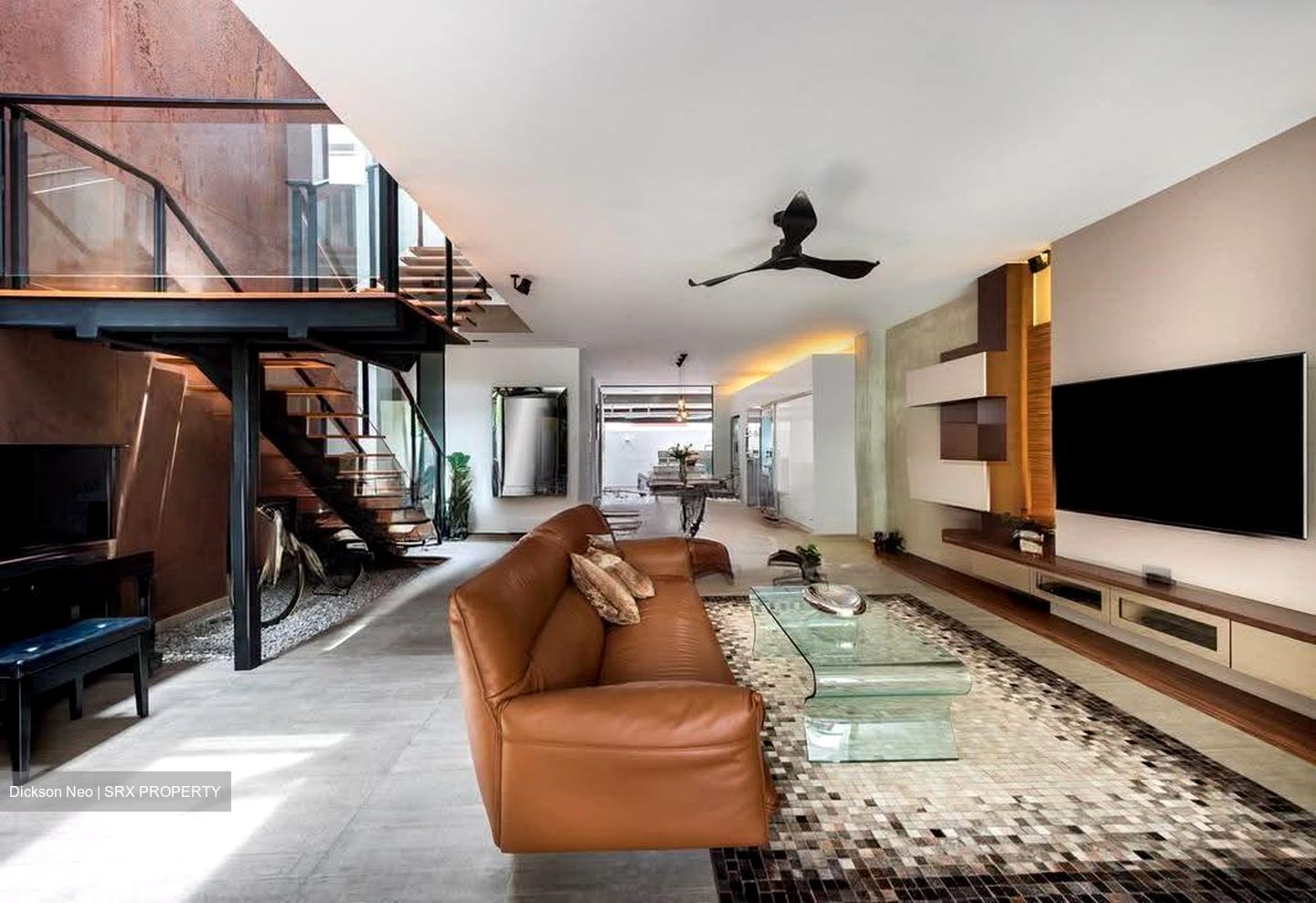 Sixth Avenue (D10), Terrace #623082151